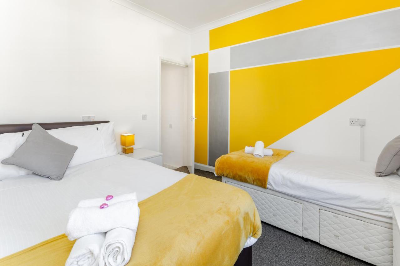 Cosy Anfield Guesthouse - Free Parking Liverpool Exterior foto
