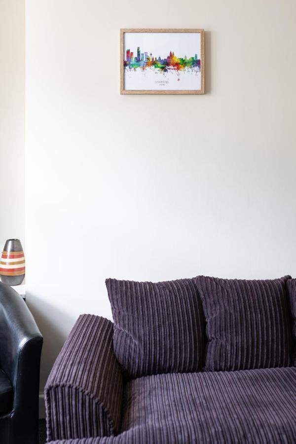 Cosy Anfield Guesthouse - Free Parking Liverpool Exterior foto