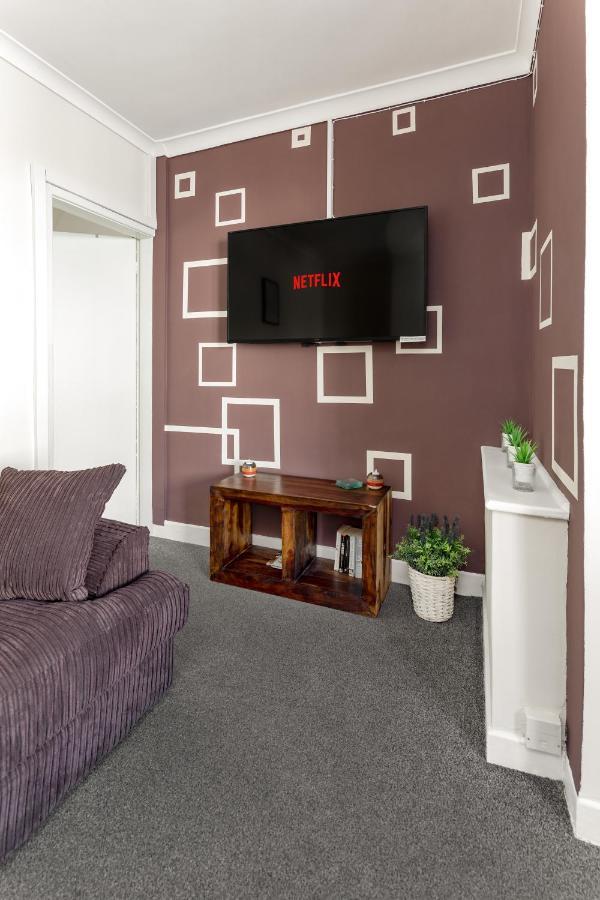 Cosy Anfield Guesthouse - Free Parking Liverpool Exterior foto
